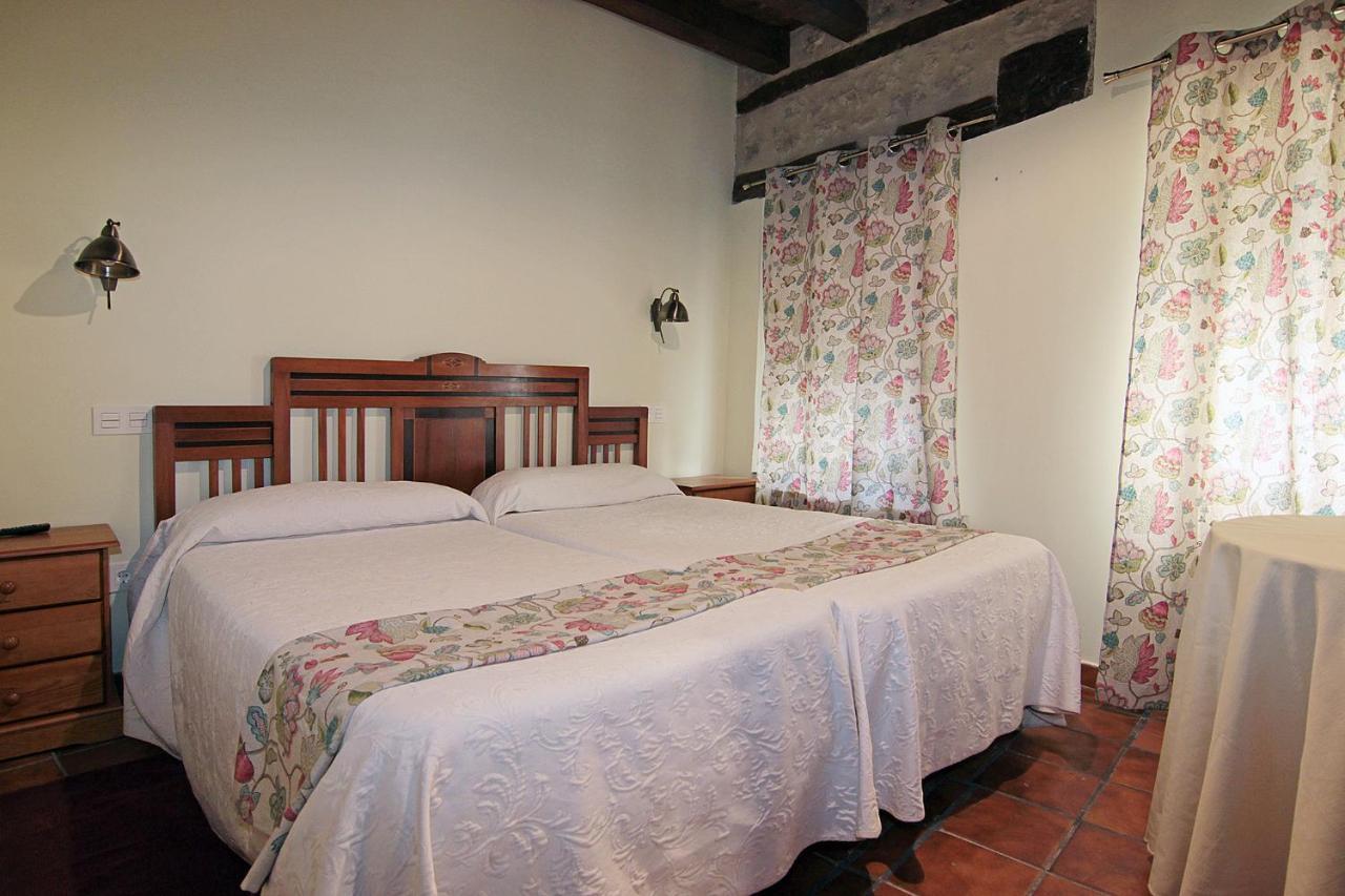 Hotel Rural Los Abuelos Montemayor de Pililla Ngoại thất bức ảnh